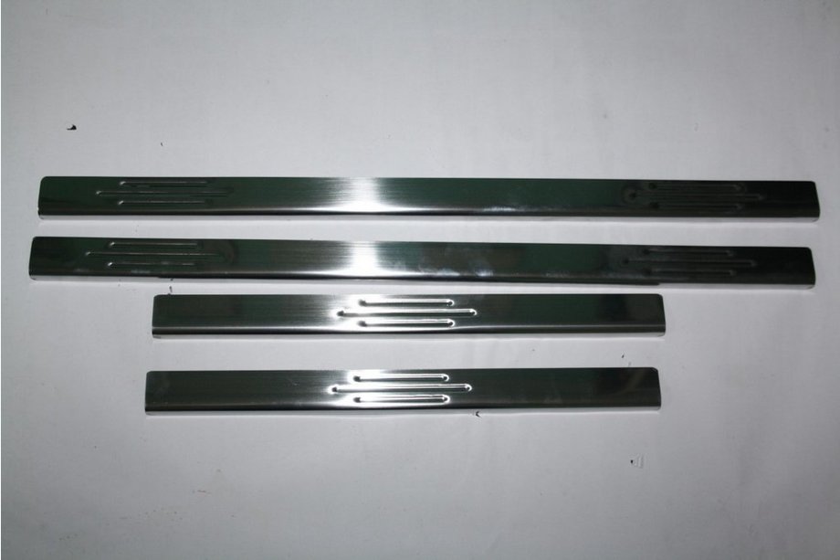 Chevrolet Lacetti 2003-2024 Door Sill Protectors Narrow (4 pcs, Stainless Steel) Image