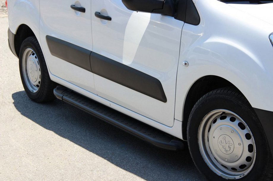 Peugeot Partner Tepee 2008-2018 Side Steps Allmond Black (2 pcs, Aluminum) Image