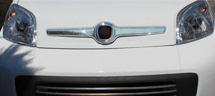 Fiat Fiorino/Qubo 2008-2024 Hood edge trim (plastic) photo 1