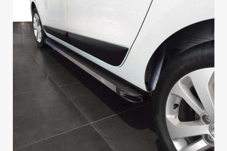 Volkswagen T5 Transporter 2003-2010 Side Steps Maya V1 (2 pcs, Aluminum) Short Wheelbase Image