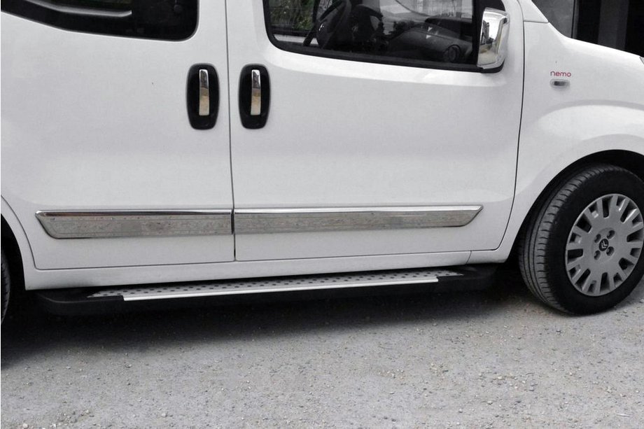 Peugeot Bipper 2008-2017 Side Steps Allmond Grey (2 pcs, Aluminum) Image