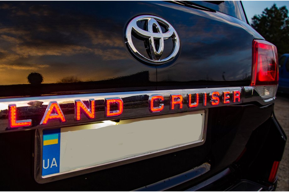 Toyota Land Cruiser 200 2007-2021 LED Trim Above License Plate (2016+) Image