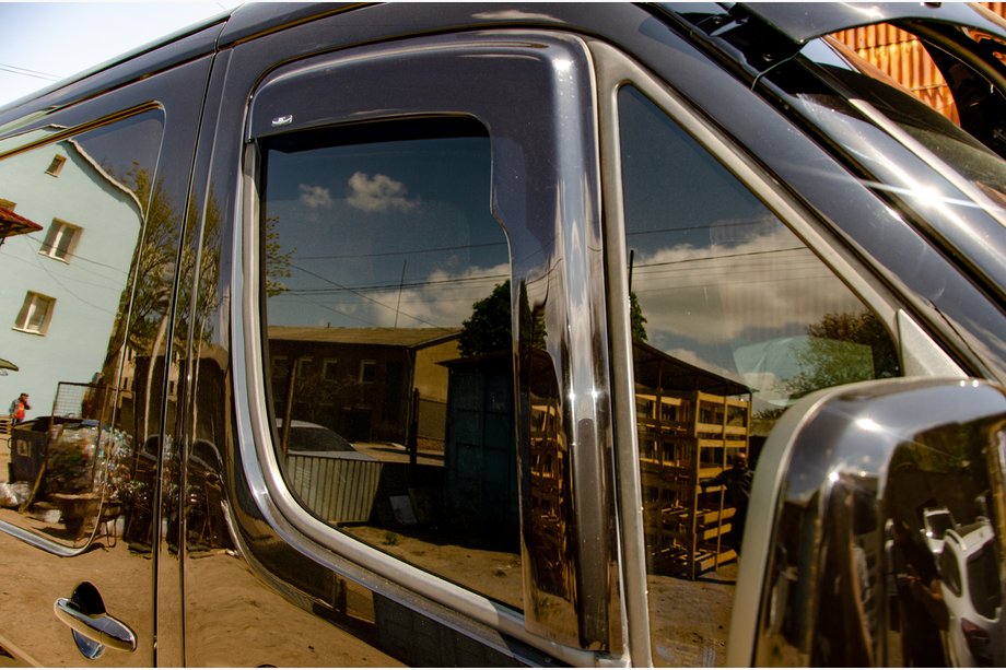 Volkswagen Crafter 2006-2016 Window Deflectors (2 pcs, HIC) Photo 1