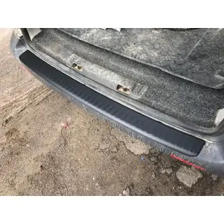 Rear bumper protector with lip (ABS plastic) photo 2