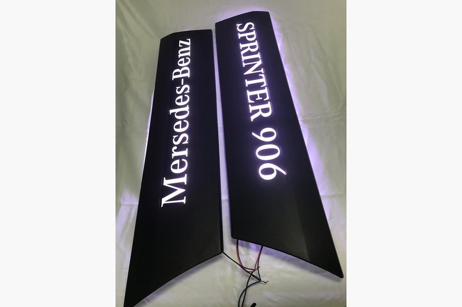 Mercedes Sprinter W906 2006–2018 Illuminated Door Moldings (2 pcs) Sprinter 906 Image