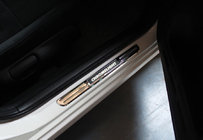 Ford Courier 2014-2023 Illuminated door sill plates (2 pcs, stainless steel) photo 3