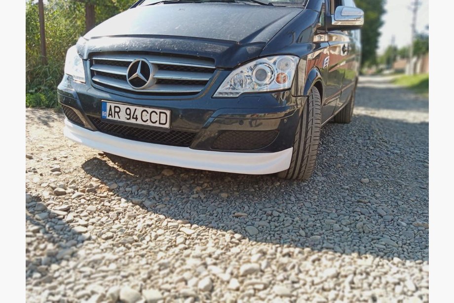 Mercedes Viano 2004-2014 Front lip 2010-2015 (primed for painting) Image