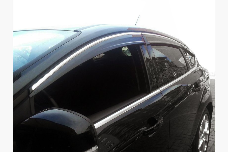 Ford Focus III 2011-2017 Chrome Window Deflectors (6 pcs, Sunflex) Wagon Image