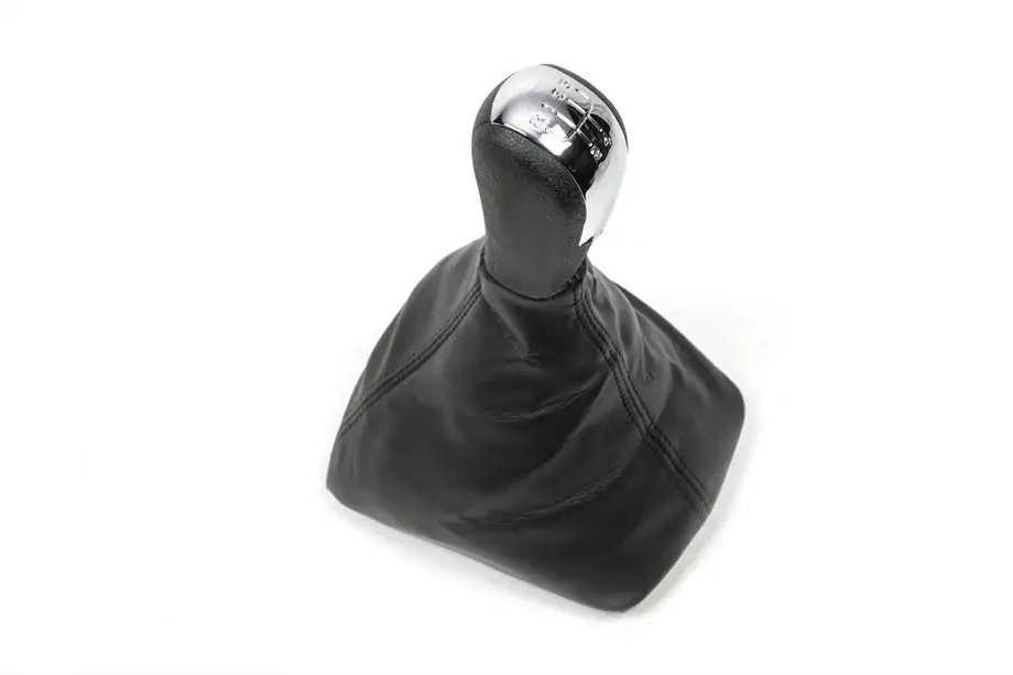 Skoda Octavia II A5 2006-2010 Gear Shift Knob with Boot (Chrome Insert, 6-Speed) Image