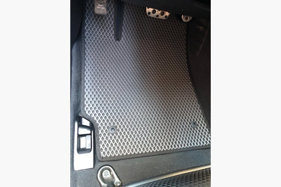 Toyota Camry 2006-2011 EVA Floor Mats (black) Image