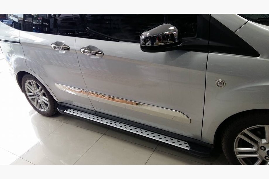Ford Courier 2014-2023 Door moldings stainless steel (4 pcs) Image