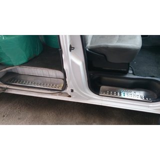 Door Sill Protectors OmsaLine (3 pcs, Stainless Steel) Hyundai H200, H1, Starex 1998-2007 photo 2