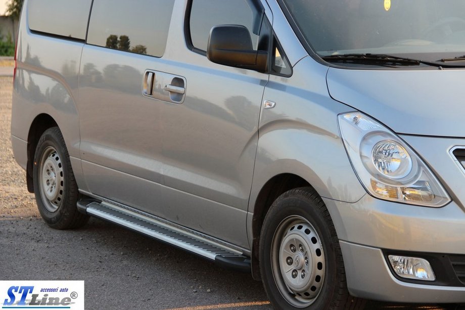 Hyundai H300, H1, Starex 2008-2020 Side Steps RedLine Black (2 pcs, aluminum) Photo 3