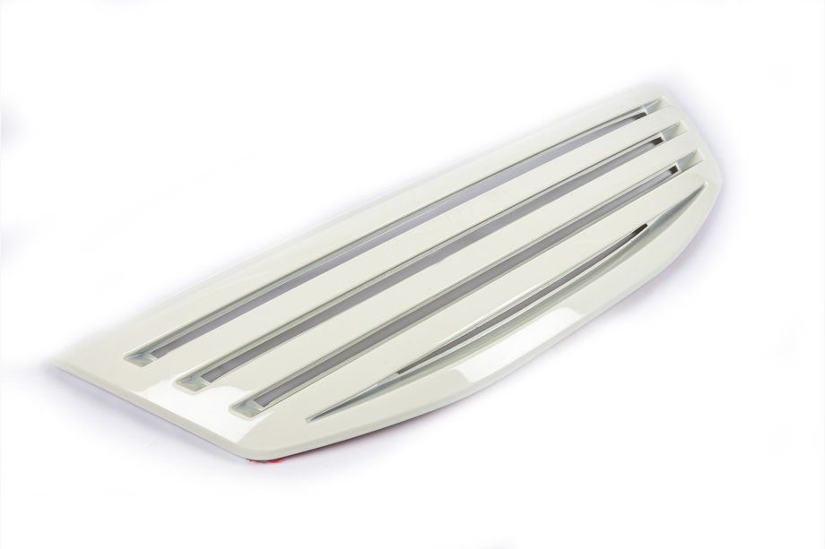 Kia Sorento II XM 2009-2014 White Grille (Plastic) Image