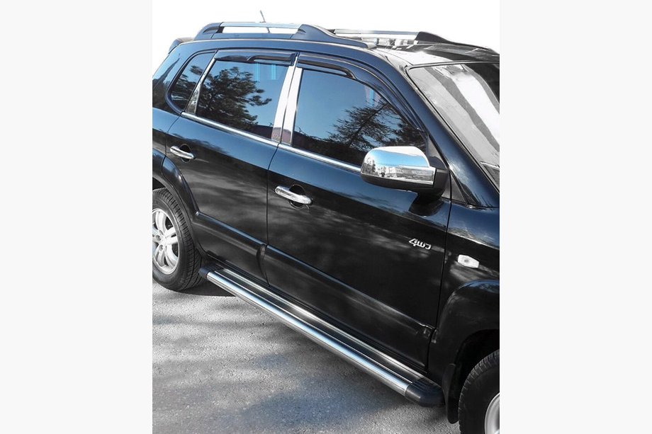 Hyundai Tucson JM 2004- Stainless Steel Pillar Covers Photo 1