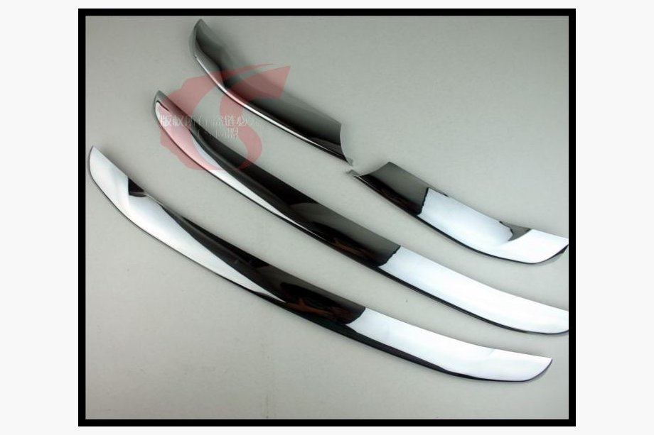 Hyundai Santa Fe 2 2006-2012 DISCOUNT !!! Grille Trim (2010-2011, 4 pcs, stainless steel) Image