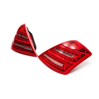 Facelift Tail Lights (OEM, 2 pcs)