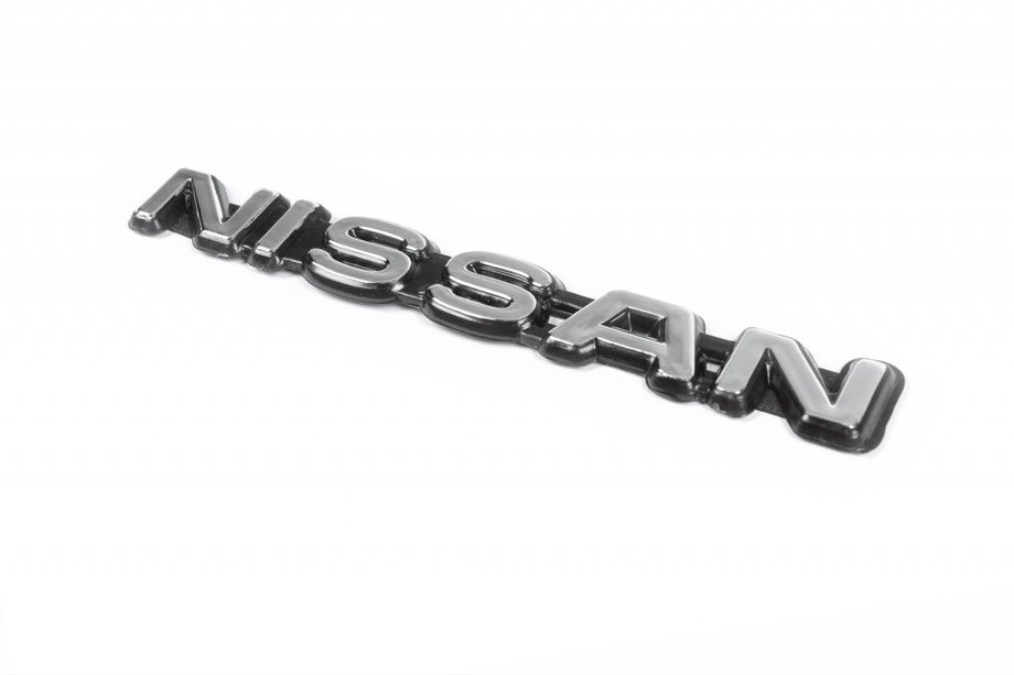 Nissan Maxima 1995–2000 Nissan Emblem (Turkey) Image