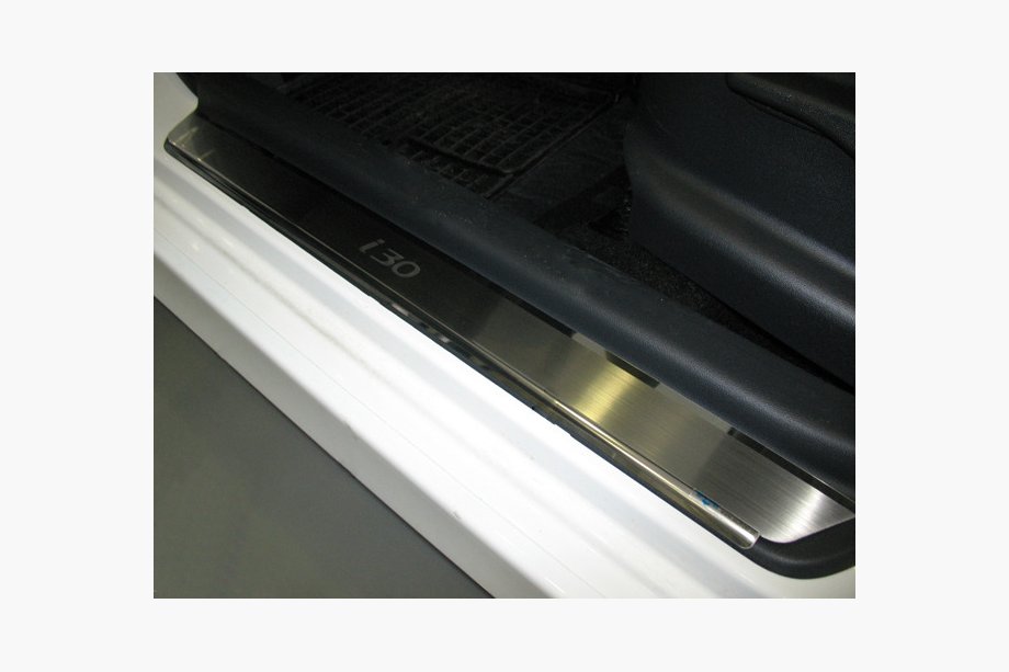 Hyundai I-30 2007-2011 Door Sill Covers Nataniko (4 pcs, Stainless Steel) Premium - 3M Tape, 0.8 mm Image