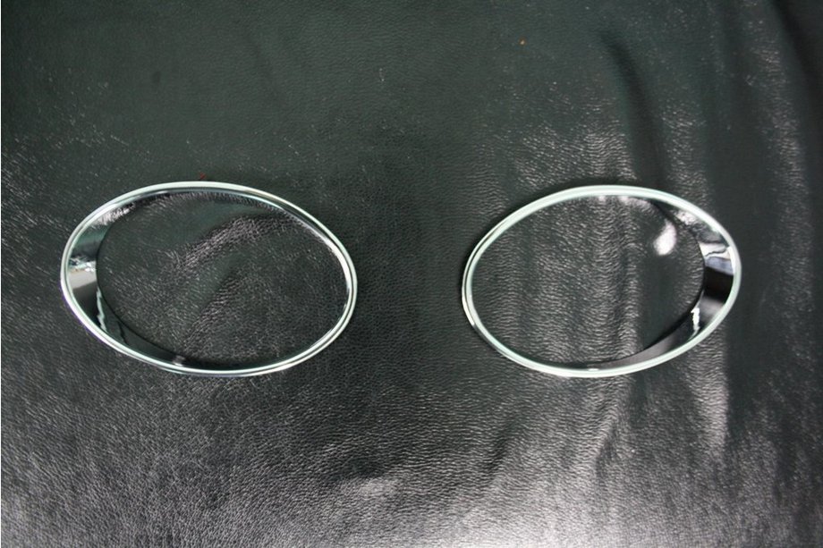 Hyundai Santa Fe 2 2006-2012 Chrome Fog Light Covers (2 pcs, plastic) Image