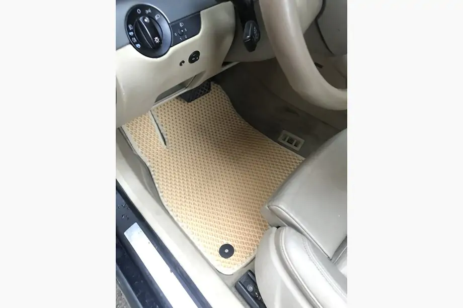 Audi A4 B6 2000-2004 EVA Floor Mats (Beige) Image