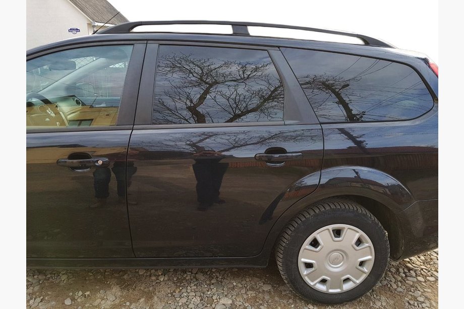Ford Focus II 2008-2011 Aluminum Roof Rails (Caravan, Black) Image