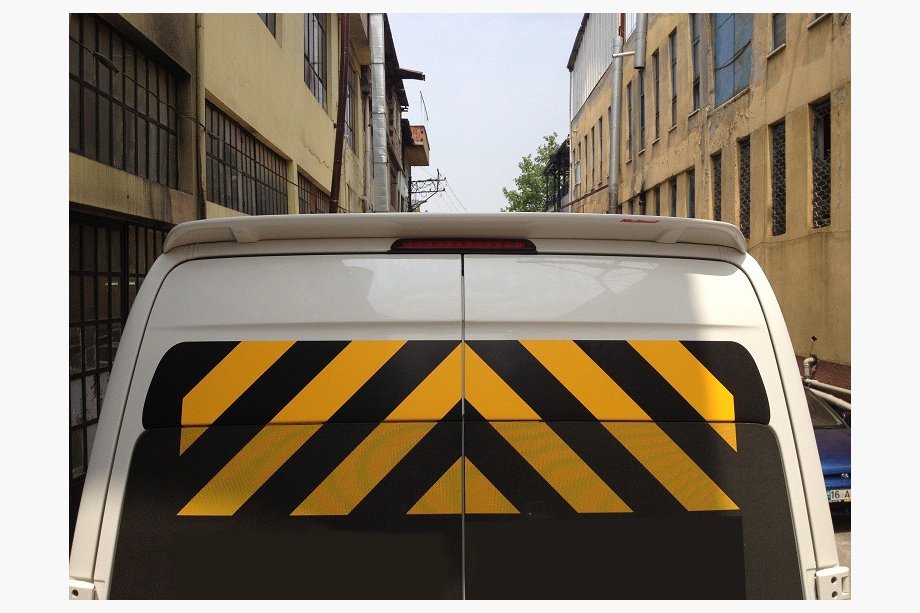 Mercedes Sprinter W901/902/903/904/905 1995–2006 Anatomico Rear Spoiler (primed for painting) Image