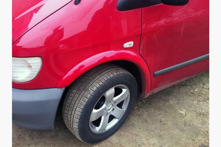 Mercedes Vito W638 1996-2003 Fender flares (front, paintable) Image