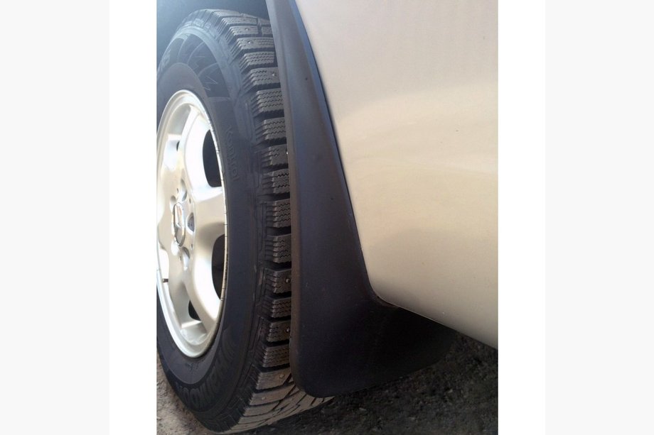 Mercedes Viano 2004-2014 Original Mud Flaps (4 pcs) Image