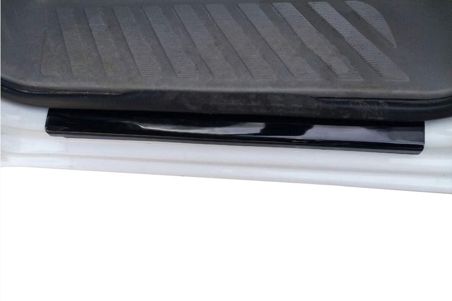 Volkswagen LT 1995-2006 Door Sill Protectors DDU (2 pcs) Image
