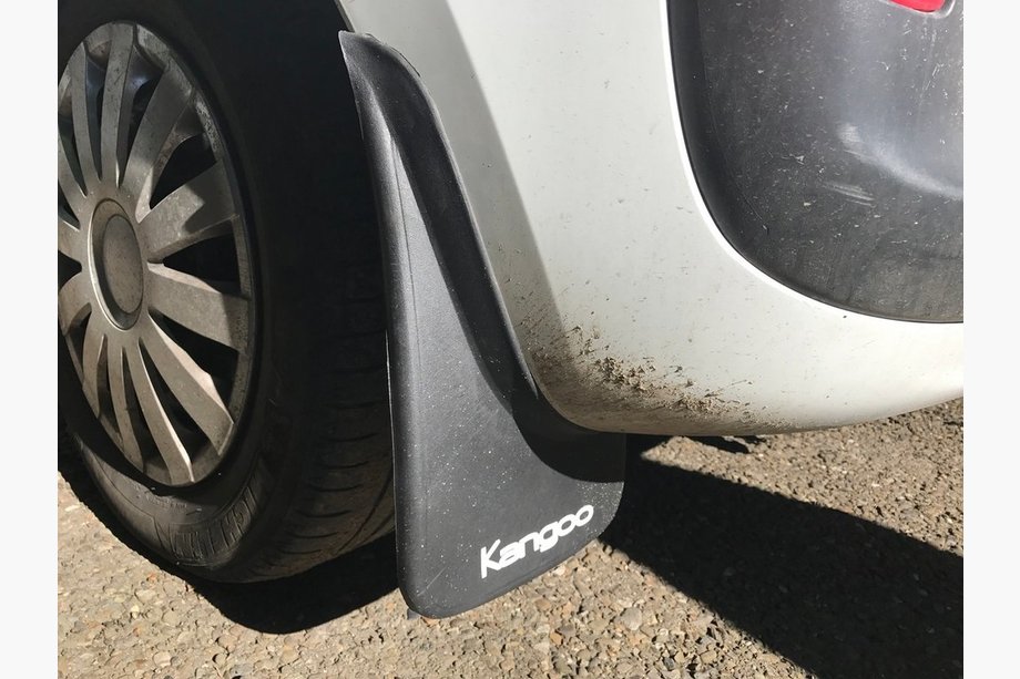 Renault Kangoo 2008–2020 Rear Mud Flaps Turkey (2 pcs) Photo 3