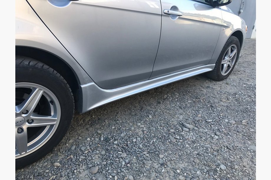Mitsubishi Lancer X 2008- Side Skirts (2 pcs, primed) Image