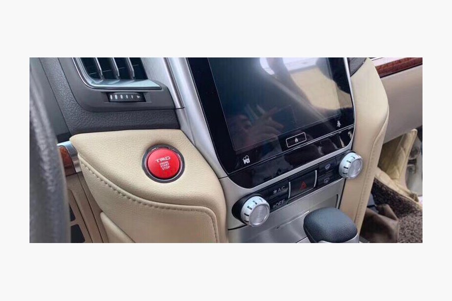 Toyota Land Cruiser 200 2007-2021 TRD Button (Design 2018) Image