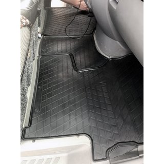 Rubber Floor Mats (3 pcs, Stingray) Mercedes Sprinter W906 2006–2018 photo 2