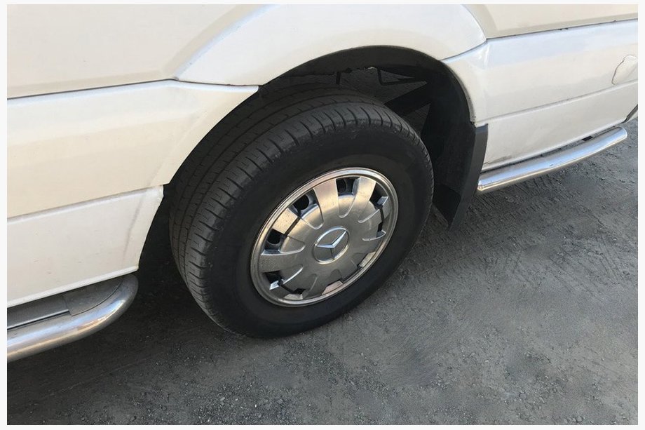 Mercedes Sprinter W906 2006–2018 Stainless Steel Wheel Covers Petals (1-piece, Set of 4) Photo 2
