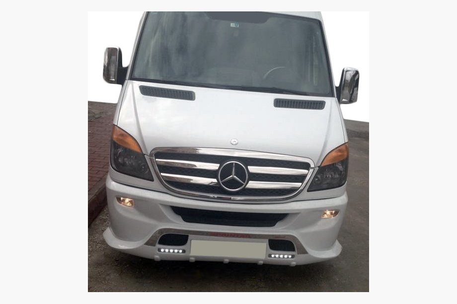 Mercedes Sprinter W906 2006–2018 Chrome Grille Covers (2006-2013, Stainless Steel) Photo 6