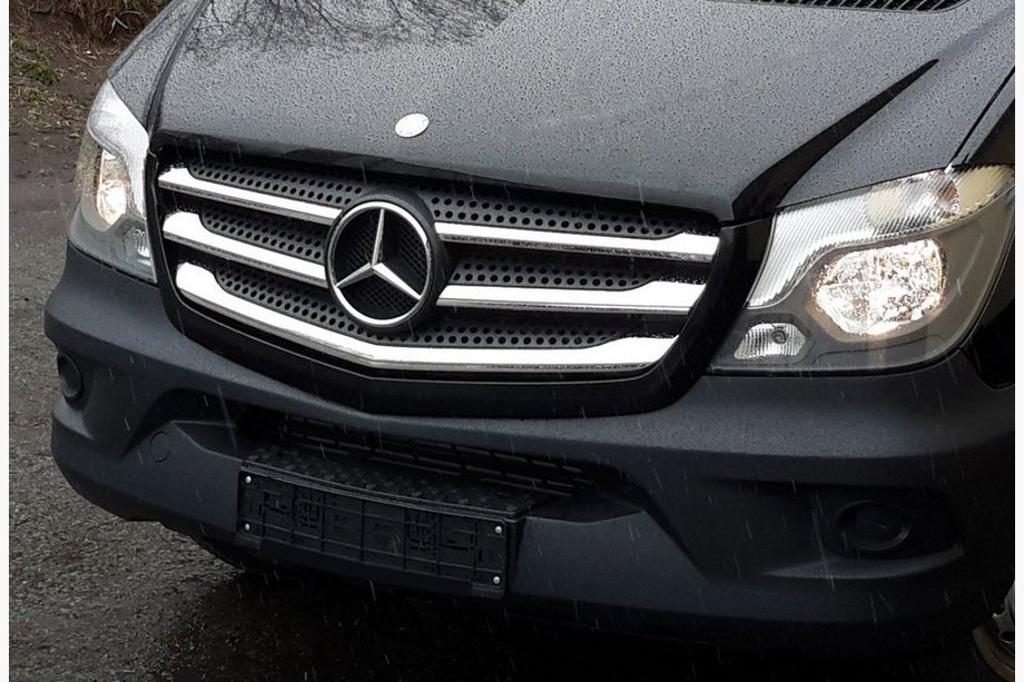 Mercedes Sprinter W906 2006–2018 Chrome Grille Covers (2013↗, Stainless Steel) OmsaLine - Italian Stainless Steel Image