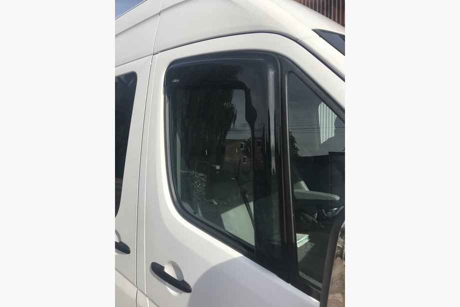 Mercedes Sprinter W906 2006–2018 Stick-on Wind Deflectors (2 pcs, HIC) Photo 13