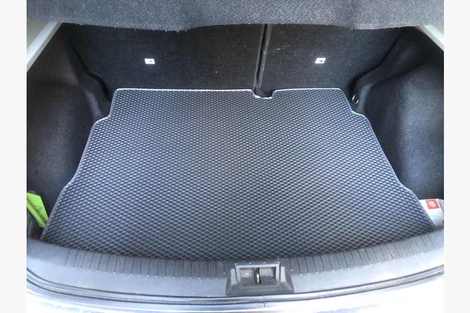 Nissan Qashqai 2010-2014 Trunk Mat (EVA, Black) Image