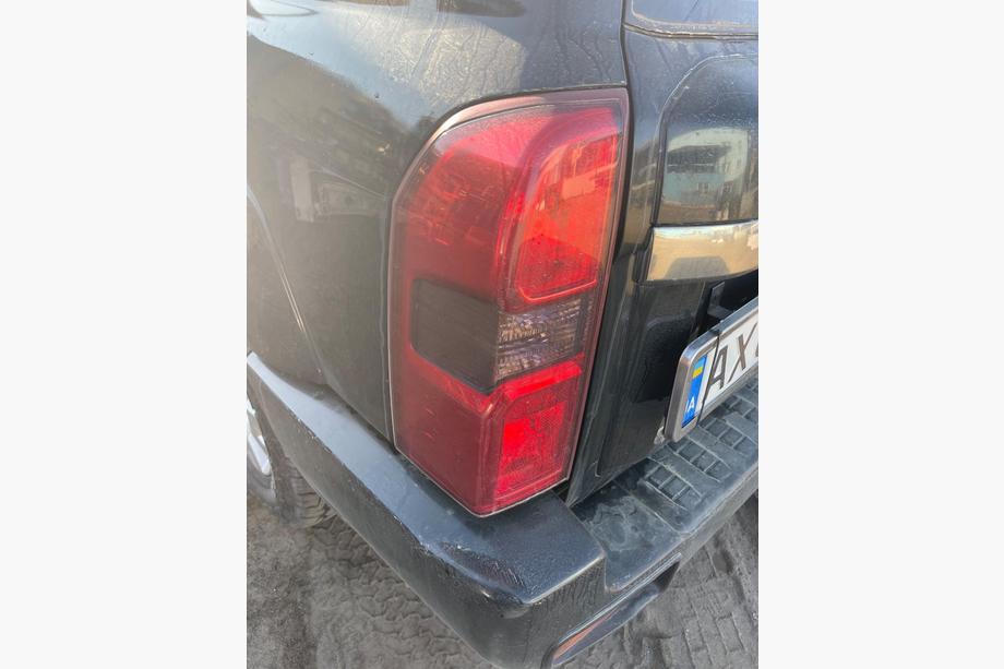 Nissan Patrol Y61 1997-2011 Tail light used (2004-2008, 1 pc) Image