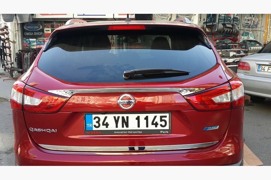 Nissan Qashqai 2014-2021 Chrome trim above license plate (stainless steel) Photo 4