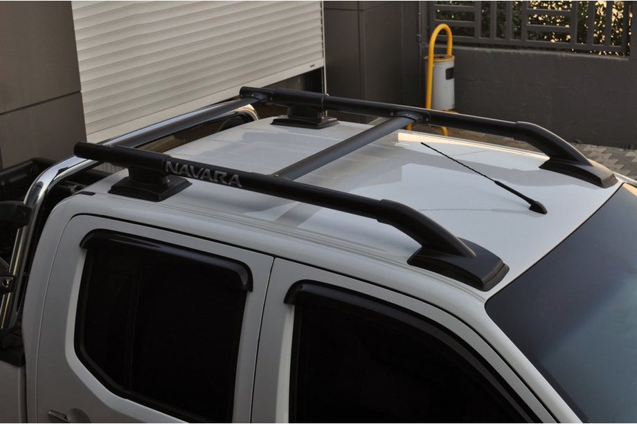 Nissan Navara/NP300 2016- Original Roof Rails (with Crossbar) Black Image
