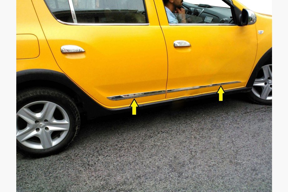 Dacia Sandero 2013-2020 Door Mouldings Stainless Steel (4 pcs) Image