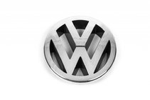 Volkswagen Touran 2003-2010 Front badge 1T0 853 601A (2003-2006) photo 1