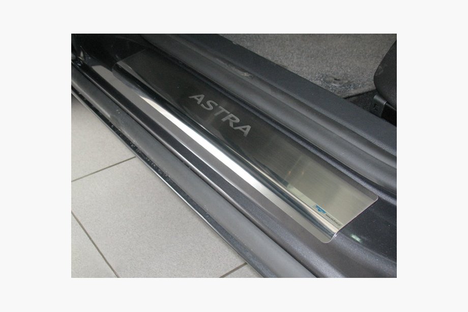 Opel Astra K 2016-2021 Door Sill Covers Nataniko (4 pcs, Stainless Steel) Image