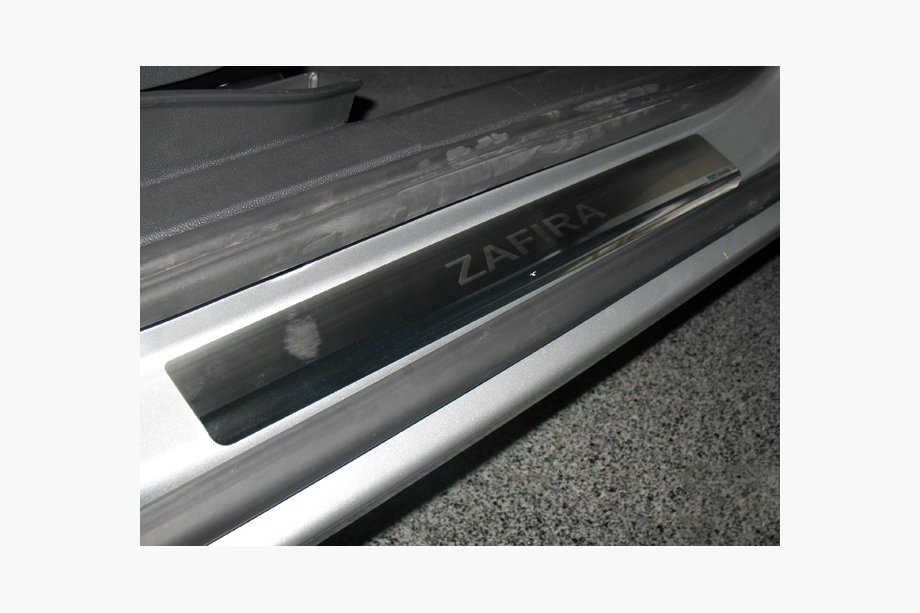 Opel Zafira B 2005–2011 Door Sill Covers Nataniko (4 pcs, Stainless Steel) Image
