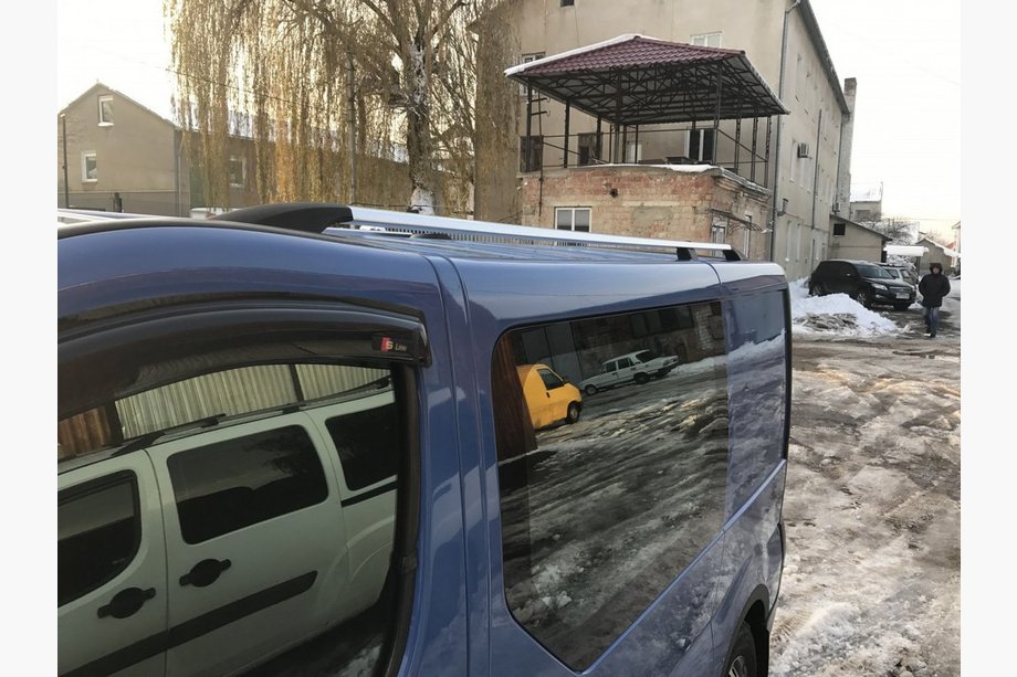 Opel Vivaro 2001–2015 Roof Rails Chrome (Plastic Feet) Photo 2