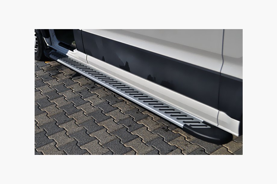 Man TGE 2017- Side Steps Line (2 pcs, Aluminum) Image