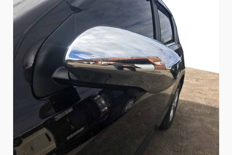Nissan Qashqai 2007-2010 Mirror Covers (2 pcs, Plastic) Photo 1