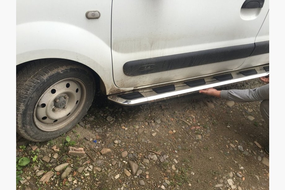 Renault Kangoo 1998-2008 Side Steps Vison (2 pcs, Aluminum & Stainless Steel) Image